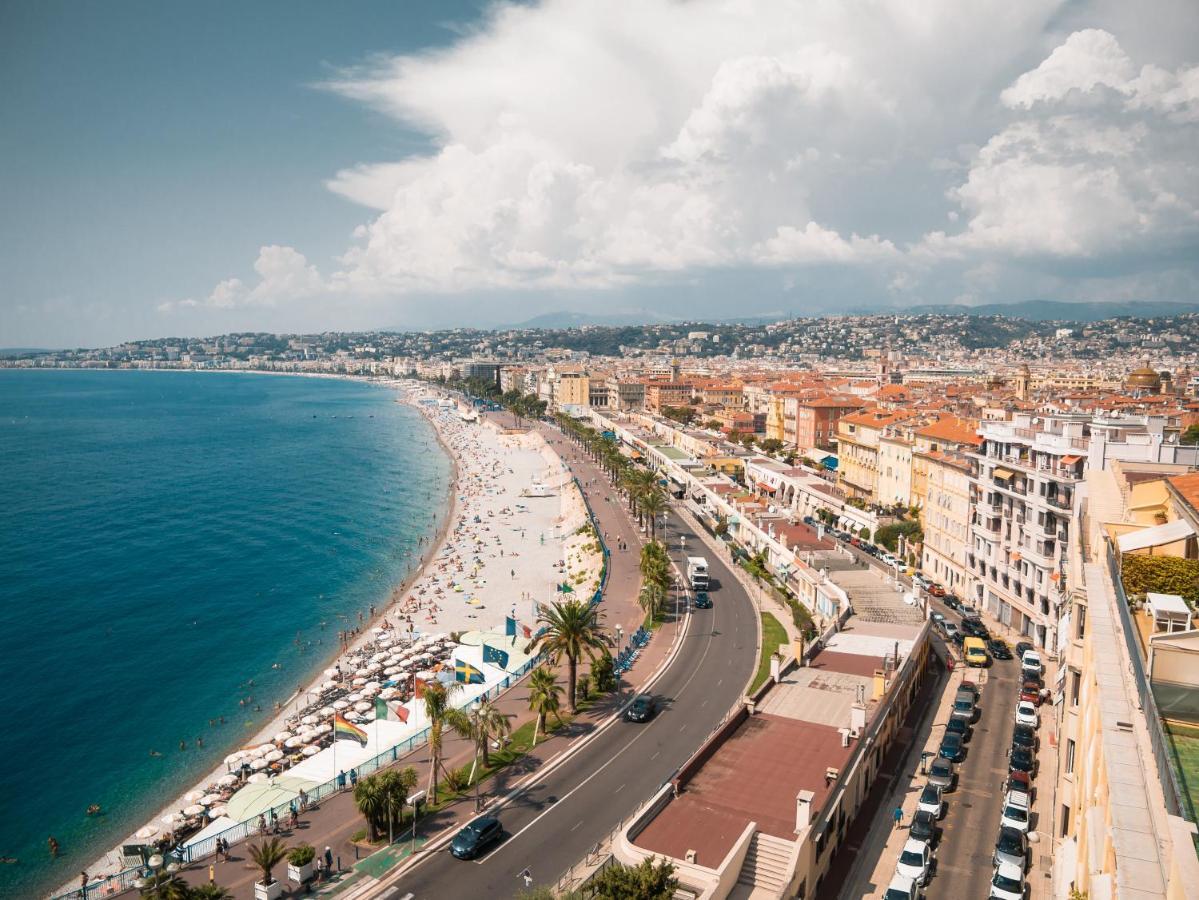 Escale De * Nice